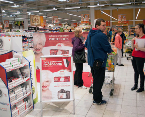 Colgate-2015_Globus-kampan_05-495x400 Colgate promo akce 2015