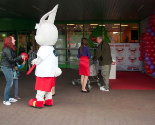 Colgate-2015_Outdoor-promo-Cakovice_07-495x400 Colgate promo akce 2015