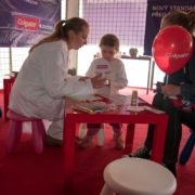 Colgate-2015_Outdoor-promo-Cakovice_14-180x180 Colgate promo akce 2015