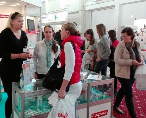 Colgate-2015_Slovenske-dentalne-dni_19-495x400 Colgate promo akce 2015