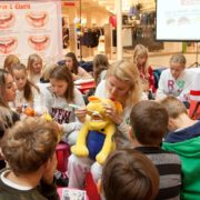 Colgate-2016_Den-zdravych-zubu-Olomouc_10-180x180 Colgate promo akce 2016