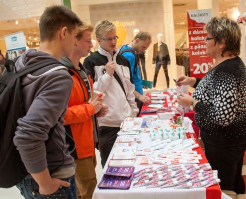 Colgate-2016_Den-zdravych-zubu-Olomouc_11-495x400 Colgate promo akce 2016